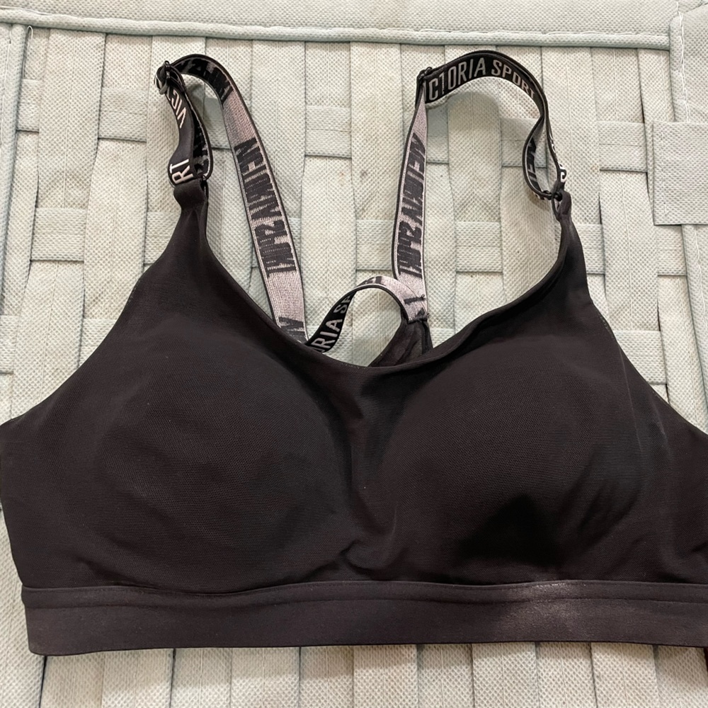 VS sport bra!